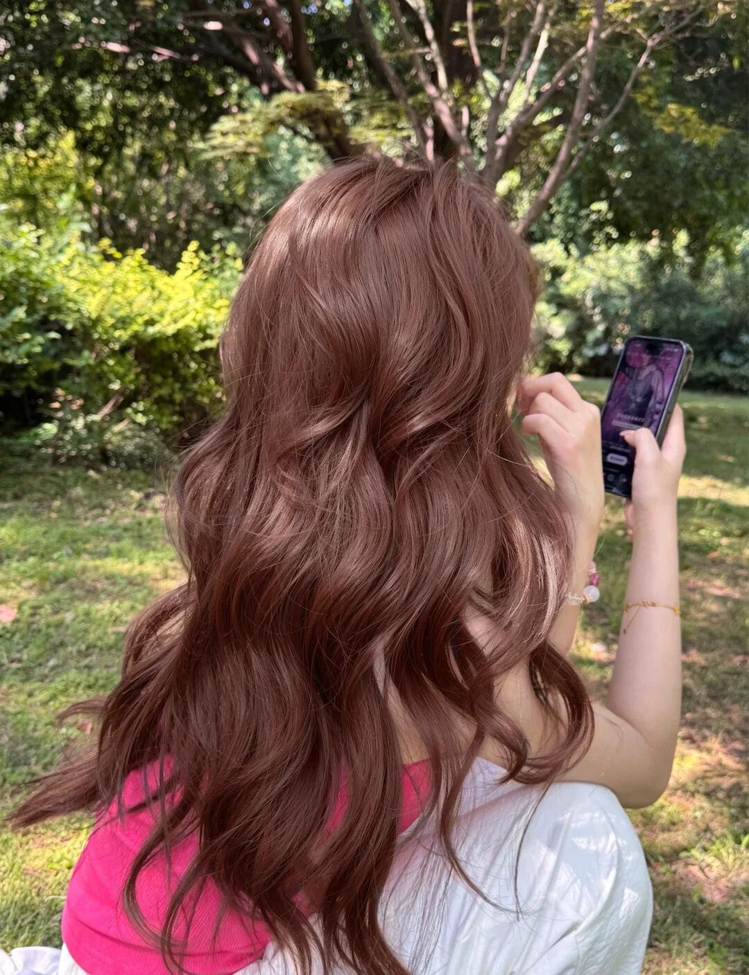 Rose brown wavy extension back outdoors